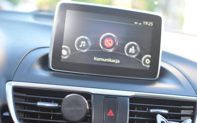 Mazda 3 cena 29000 przebieg: 320000, rok produkcji 2014 z Zawiercie małe 301